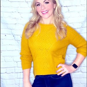 Women’s yellow topshop sweater size 8